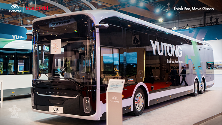 Yutong presenta la tecnología Long-Life para vehículos eléctricos en Busworld Europe 2025 y obtiene siete importantes premios