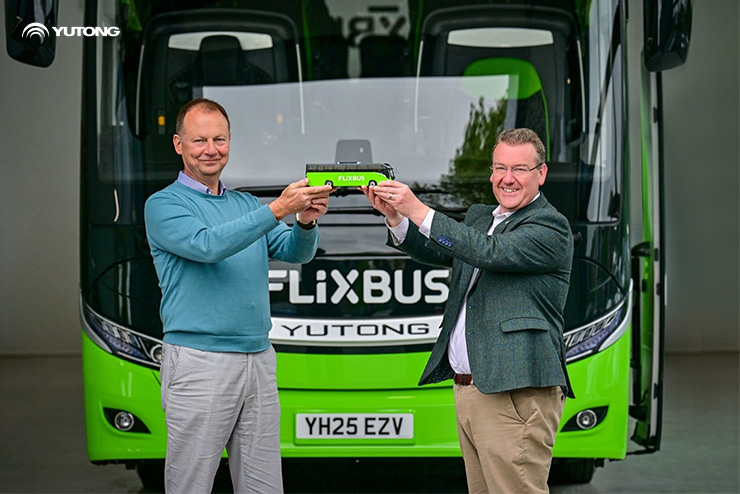 El Yutong número 2.000 del Reino Unido es GT12 de FlixBus para First Bus West of England