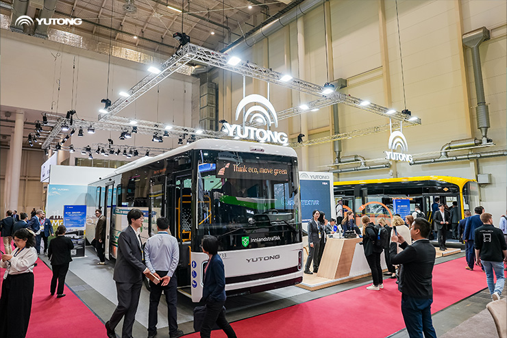 Yutong presenta en la Cumbre UITP Hamburgo 2025 el autobús interurbano eléctrico de nueva generación IC12E, mostrando la innovación en electrificación