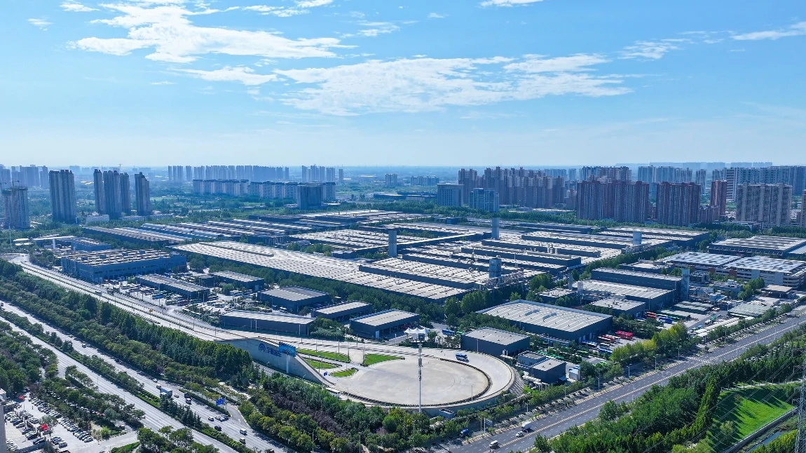 Buses de Nueva Energía Yutong Impulsando el Desarrollo Global del Transporte Público Ecológico a través de Tecnologías Líderes